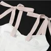 Strapless Sólido Branco Ruffles Tucked Cintura Alta Cintura Pendurado Pescoço Pequeno Sling Colete Mulheres Primavera e Verão GX955 210421