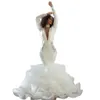 Sexy elegante Meerjungfrau-Hochzeitskleider mit langen Ärmeln, V-Ausschnitt, Applikationen, Rüschen, afrikanische Frauen-Brautkleider in Übergröße