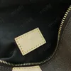 Top quality hoto Torba Najnowszy Stlye Bumbag Krzyż Luksusowe Projektanci woemns mężczyźni Ciała moda Pas Na Ramię Talia torebka torebki kieszonkowe Crossbody Paczka Bum Torby