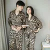 Leopard-Paar-Pyjamas-Set Langarm Weiche Seide-Pyjama-Sets Frauen Übergroße Mens Nachtwäsche Nachthemd Frühling Home Kleidung 210524