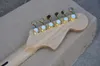 ゴールデンハードウェア、リバースヘッドストックが付いているScallopedn Maple Fretsboardのエレクトリックギターをカスタマイズできます