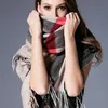 2020 Luxus Marke Plaid Schals Kaschmir Schals Frauen Winter Warm Plaid Schal Mantel MS Dicke Decken Quaste Schal Urlaub Geschenke Q0828