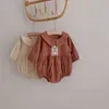 Printemps automne style coréen dentelle patchwork à manches longues combinaisons bébé filles mignon couleur unie coton body 210508