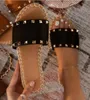 2021 Women tofflor Causal Ladies Outdoor Open Toe Slides Mode Kvinna Lozenge PU Läder Sandaler Strand Flat Solid Rom