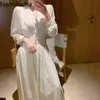 NoMikuma Элегантное платье Женщины V шеи с длинным рукавом Средний теленок платья женской тонкой талии Осенние Vestidos Femme Корейский стиль 3D323 210514