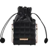 ショルダーバッグファッション女性PUレザードローストリングキューブクロスボディバッグチェッカーパターンカジュアルレディースソリッドカラー小さなハンドバッグ財布