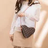 Cross Body Fashion Elegant Retro Printing Leather Heart-Shaped Bag Love Ladies One-Shoulder Diagonal Women's