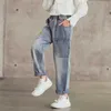 Mode Koreaanse jeans voor kinderen meisjes katoen lente kinderen elastische taille broek losse tiener lange broek babykleding 210622