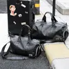 Duffel Bags Men Black Men Travel Duffle Bolsa de Couro à prova d'água Pu