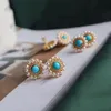 boucles d'oreilles turquoises et perles