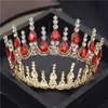 Vintage Red Crystal Diadem Bridal Tiaras Bröllop Crown Royal Queen Headdress Pageant Hår Smycken Födelsedag Huvud Ornament X0625