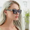 Ankomst 2022 Futuristic Car Eye Solglasögon Kvinnor Män Ladies Sexig Solglasögon Vintage Oculos de Sol Feminino UV400