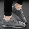 Hotselling 2021 Wysoka jakość dla mężczyzn Damskie buty do biegania sportowe Oddychające Płaskie Biegacze Walking Walking Sneakers EUR 39-44 WY20-5818