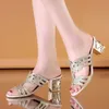 Lucyever 2019 Nouvelle Femme Mode Strass Sandales D'été Sexy Cristal Talon Épais Pantoufle D'été Plage Tongs Chaussures Femme X0526