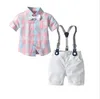 Gentleman Style Bébé Garçons Vêtements Ensembles Été Enfants Chemise À Carreaux À Manches Courtes Avec Noeud Papillon + Bretelles Shorts 2pcs Ensemble Enfants Costume Garçon Tenues 1-7 Ans