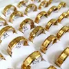 30 piezas de boda de alta calidad 6mm amantes de Coulpe corazón de amor sin fin anillo de oro de acero inoxidable joyería de compromiso regalo de aniversario lote al por mayor