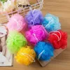 100pcs multi färger 8g / 15g / 20g / 30g Badborstar Dusch Sponge Pouf Loofahs Nylon Mesh Brush Scrubbers Ball Mesh-Bath Showroom Svampar