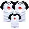 Julfamilj som matchar kläderåret tecknadtryck T-shirt Mamma och dotter Fader son ser outfits 210429