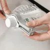 NOVITÀ Clip per sigillare la conservazione degli alimenti Clip per sacchetti di snack in plastica Clip per conservare gli alimenti Bustina per condimenti per il tè Manufatto sigillante RRB12100