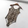 Femmes Vintage Sexy Imprimé Léopard Body Femmes Mode Sans Manches Dos Nu Motif Animal Combishorts Casual Body Chic Tops 210419