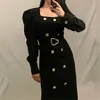 Aelegantmis Coréen Casual Couleur Casual Double boutonnée Robe Noire Femmes avec ceinture Manches bouffées Bureau Dame Femme Élégante 210607