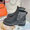 Kış Kadın Kısa Çizmeler Zincir Dekorasyon Ayakkabı Kore Tarzı Chelsea Boot Moda Ayak Bileği Ayakkabı Ayak Bileği Kayma Ayakkabı Nefes Kalın Alt Shose Botas