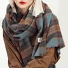 若いレトロなイギリスのファッションオーストラリアのウールスカーフアカデミー冬の女性の多目的特大サイズShawl Jacquard Weave