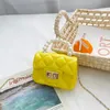 Kinder Geldbörsen und Handtaschen 2021 Niedliche Mini-Crossbody-Taschen aus PVC-Gelee für Mädchen, kleine Perlen-Party-Handtaschen, Tragetasche, Baby-Münzbeutel