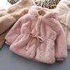 Veste en peluche à capuche pour filles Vestes pour enfants Veste chaude pour enfants Garçons Vêtements d'hiver pour bébé Veste moelleuse Manteau en plein air Cravate Bow 211023