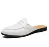 Meninos de Verão Luxurys Sandálias Soft não-deslizamento Slippers de alta qualidade sapato de couro ao ar livre Mens de Sandal Zapatillas Hombre 38-46
