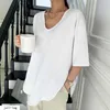 T-shirt coreana in cotone bianco con scollo a V Top Donna Estate Mezza manica Maglietta allentata Arc Line Solid Tee Shirt Femme 13683 210512