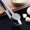 Garlic Presses Cooking Vegetable Ginger Juicer Zinc Alloy Masher Handheld Shredder Kitchen Tool Accessories 210423
