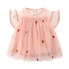 夏の新しい子供服女性の赤ちゃん半袖かわいいイチロベリー刺繍ピンク糸のドレス1-4年Q0716