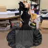 Jedno ramię z długim rękawem Mermaid Black Cekiny Prom Dresses 2021 Arabska formalna impreza wieczorowa Robe de Soiree