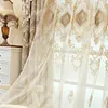 ヨーロッパとアメリカの高級高品質のエレガントなベージュChenilleの刺繍遮断カーテンwindowsベッドルーム210913