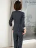 Женские костюмы Blazers Формальная униформа проектирует элегантные серые профессиональные брюки для женщин, бизнес -работа, носить осенние зимние набор