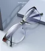 Солнцезащитные очки Модная стальная кожаная анти-синяя полная рамка для чтения Очки для чтения бизнес-компьютеров для пожилых мужчин и женщин