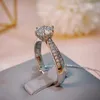 925 Silver Moissanite Ring Four-Claw Double Row Luxury Inlay Engagement Anniversary Ring 1ct DF Färg Runda Utmärkt Klipp