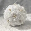 装飾的な花の花輪手作りの結婚式のブライダルビーズを保持するブーケダイヤモンドパールブライドメイイドかわいいゴールドマリアレースW4629731