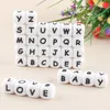 Kovict 100 Stück Alphabet Englische Silikon-Buchstabenperlen 12 mm Baby-Beißring-Zubehör für personalisierte Schnuller-Clips, Zahnspielzeug 220507