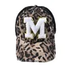 Män kvinnor snapback hip hop hat sommar 26 engelska brev utomhus mesh cap alfabet leopard baseball cap 200 st das455