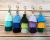 El yapımı kadınlar renkli boho pom pom pist çanta cazibesi anahtar zincirleri moda jewerly anahtar zincirleri 10 renk toptan