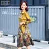 Women's Trench Coats Early Spring Women's Clothing Western Style Medium And Long Fashion Temperament Small Man Flower CoatWomen's