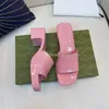 Sandalias de dise￱ador para mujeres Jelly de goma Mujeres zapatillas Altas tacones de s￡ndalo de verano gruesas tobog￡n para mujer de lujo