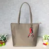 أكياس كبيرة 2022 New Canvas Nylon Women Women Bags Butot Bags One One Counter Corper Myy 1964 1805