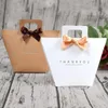 Present Wrap 10/20st White Bronzing Quot; Tack Ququot; Kraft Paper Candy Box med bandförpackningsväska Party Favor Wedding Birthday