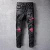 Herren Jeans Herren High Street Fashion Marke Casual Black Ripped Male Red Patch Stretch Slim Denim Hosen für Männer 806Men's