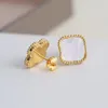 100 925 Silver Brand Luxury Clover Designer Studörhängen 18K Gold Flower Agate Fashion Charm Elegant Ear Rings for Women Party W8392649