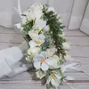 Corona di fiori artificiali per ragazze Fascia per capelli Accessori per capelli da sposa Copricapo da donna Ghirlanda floreale Copricapo di fiori da sposa