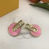 Pendientes de diseñador de tachuelas clásicas Joyería premium para damas de moda